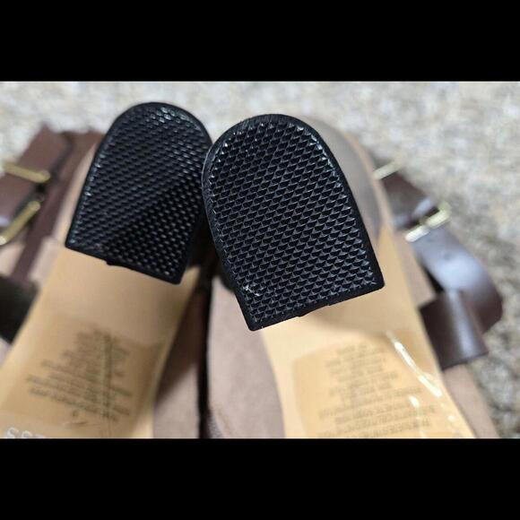 Express Pointed Toe Open Back Tan High Heel Shoe Size 9 - Picture 11 of 12